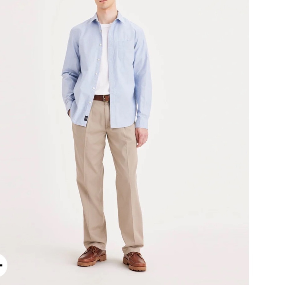 New no tag! Pleated Front Dockers